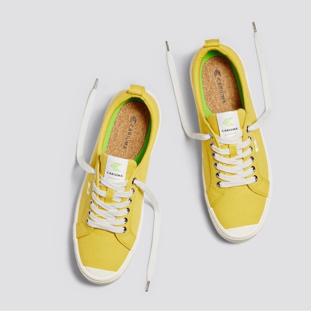 Cariuma OCA Sneaker